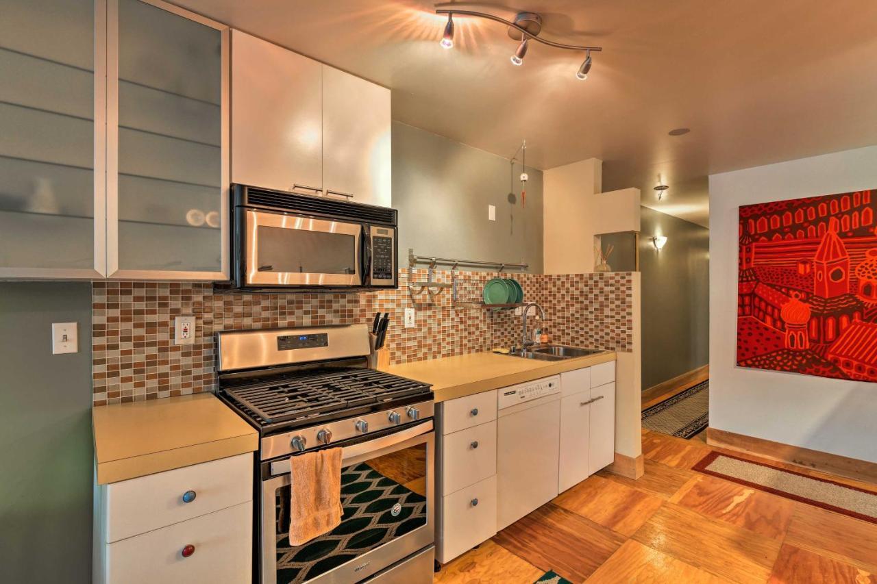 Central Anchorage Condo, Walk To Town And Coast! Kültér fotó