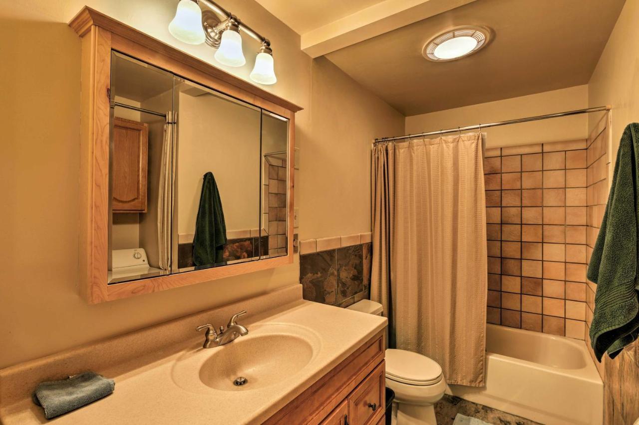 Central Anchorage Condo, Walk To Town And Coast! Kültér fotó